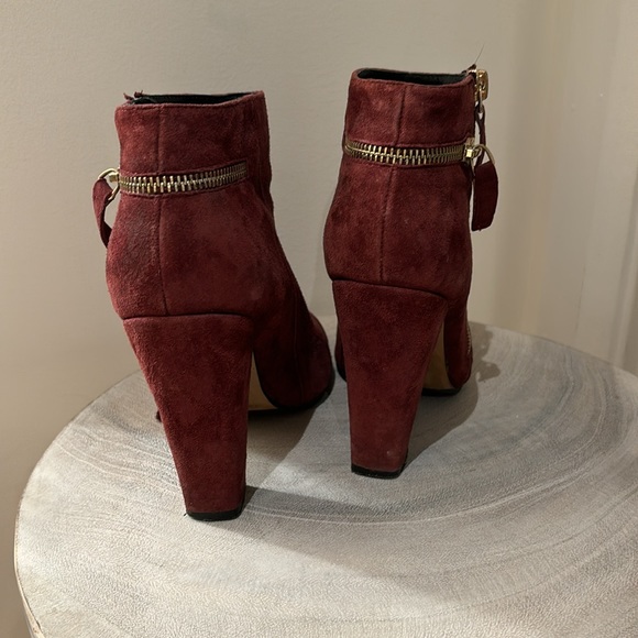 Size 6 Aldo booties - Picture 4 of 6